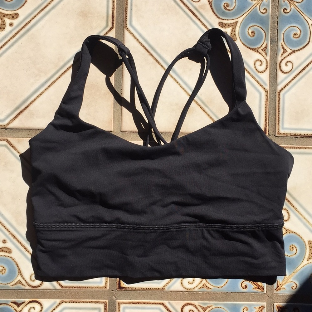 Long lined Lululemon sports bra